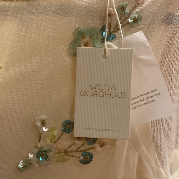 Wild and gorgeous Netty Betty Dress- cream - Picture 2 of 4